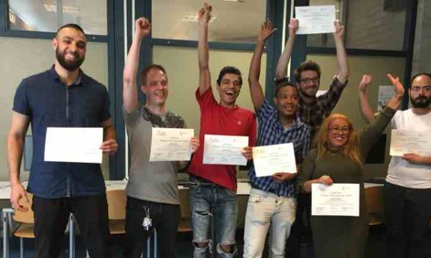 Certificaatuitreiking Educatieproject