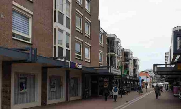 Jules van Dam spreekt in Brussel over het woningtekort en sociale huur in Nederland