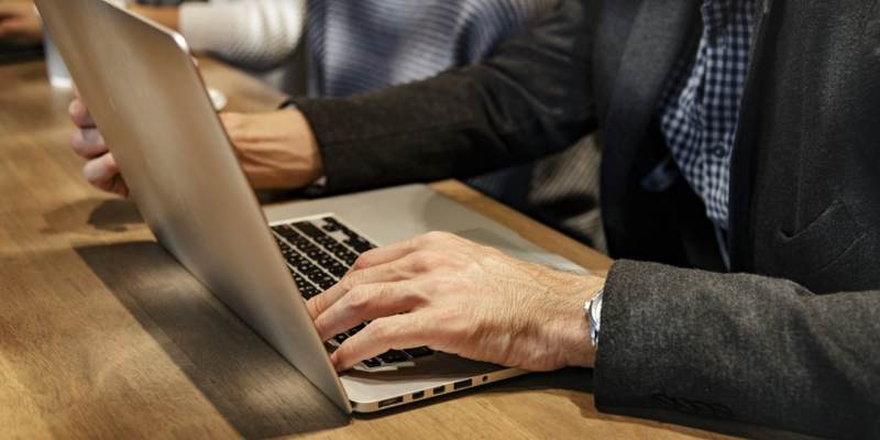 In 8 stappen naar bestaanszekerheid voor werkende armen