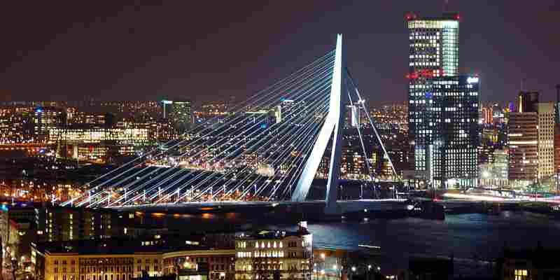 ‘Rotterdam drukt mensen met een kleine beurs de stad uit’