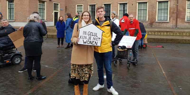 Oneliners lossen de wooncrisis niet op, woningzoekenden hebben bij de verkiezingen recht op echte oplossingen