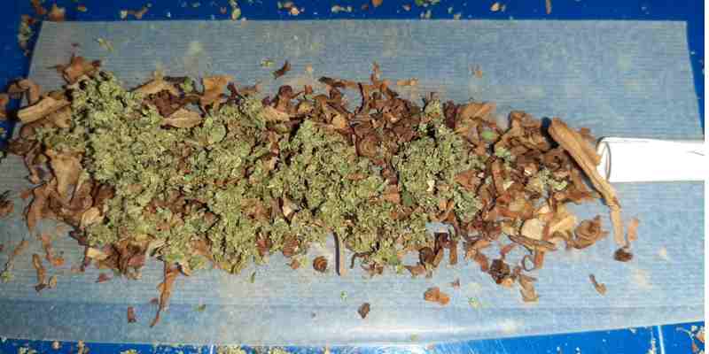 Steeds meer blowende jongeren, Arnhemse scholen luiden noodklok