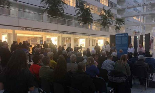 Foto’s opening expositie ‘Mensen zoals jij en ik’ 3 maart 2020 in het atrium van het stadhuis