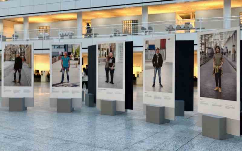 Ex-daklozen vertellen hun verhaal in theaterstuk Straatslim: ‘Ben ook gewoon mens’