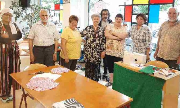 Vadercentrum Adam doneert mondkapjes voor de daklozen