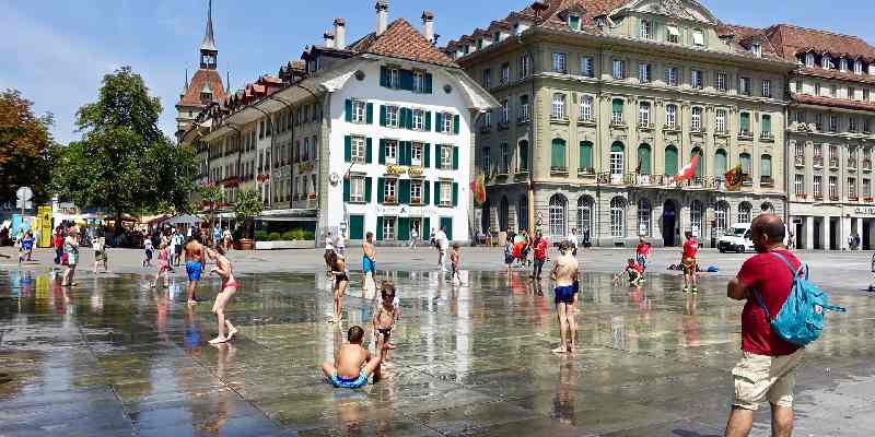 ‘Grote jeugdzorgorganisaties staan op omvallen, kleine financieel gezond’