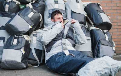 Sheltersuit Sleep Out: Help dakloze mensen de winter door