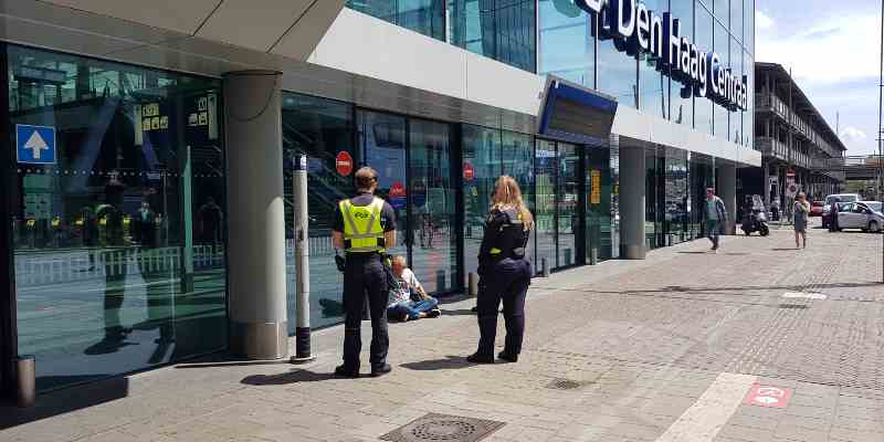 Halsema vindt beboeten van slapende daklozen ‘beschamend’