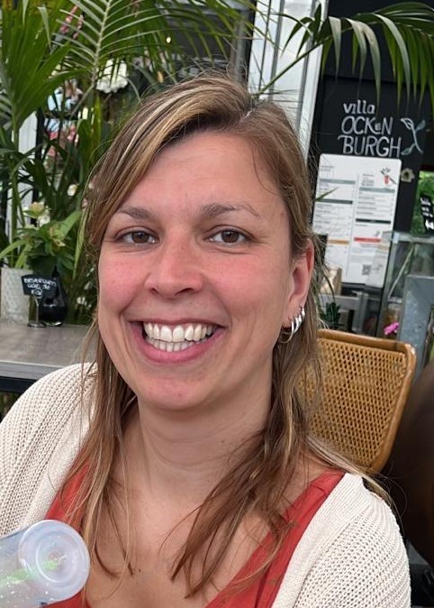 vrijwilligerscoördinator: Mieke Hes bij het Straat Consulaat