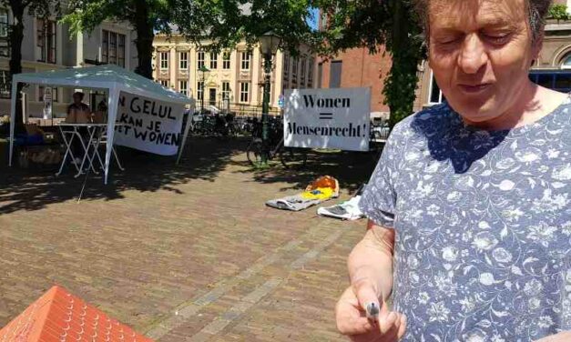 Straat Consulaat slaakt noodkreet om daklozen op de Koekamp