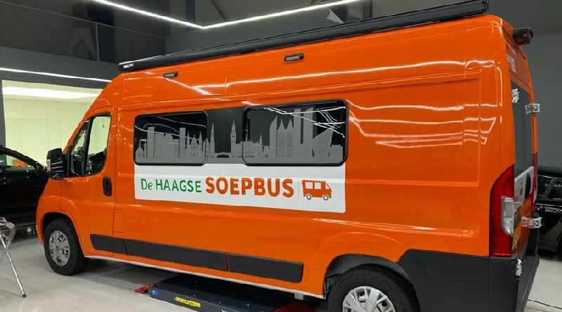 Nieuw voertuig voor Stichting De Haagse Soepbus: bus lijkt harder nodig dan ooit tevoren