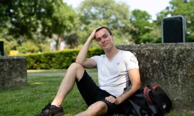 Kamer wil dat gemeenten kwetsbare jongeren geld kunnen geven, zonder tegenprestatie