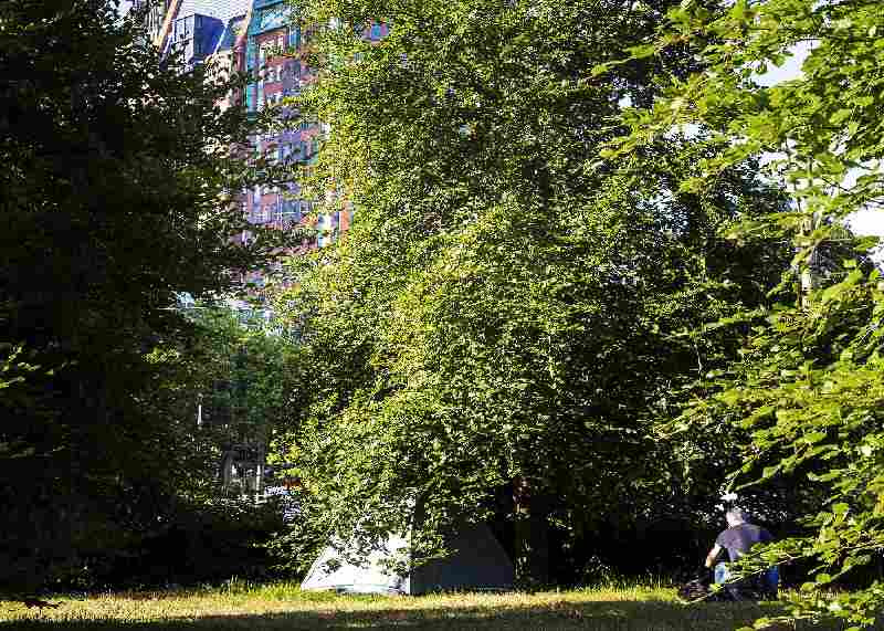 Hoe je als dakloze arbeidsmigrant moet strijden om hulp te krijgen