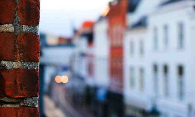 Peter Schouten strijdt met ‘Team Thomas’ voor dakloze Thomas: ‘Niemand hoort onder de blauwe lucht te slapen’