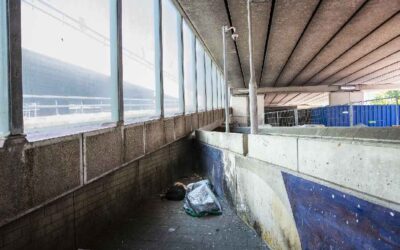 Jong en dakloos: ‘Ik sliep overal. In een park, op een betonnen plaat of gewoon achterin een kroeg’