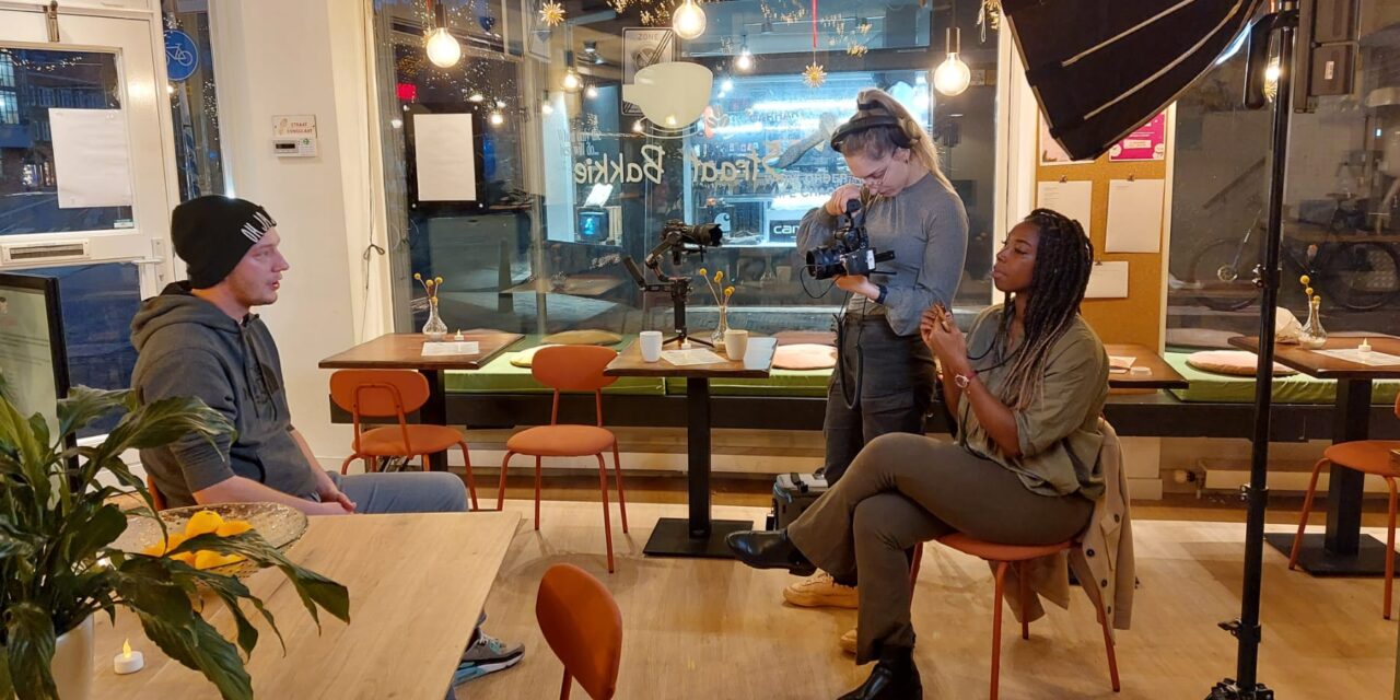 Samen Sterker: Doe Mee met Onze Wervingscampagne voor Jonge Vrijwilligers!