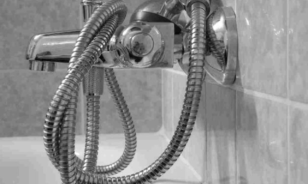 Opinie: ‘Als ‘economisch’ dakloze lukt het je echt niet om elke dag fris op kantoor te verschijnen’