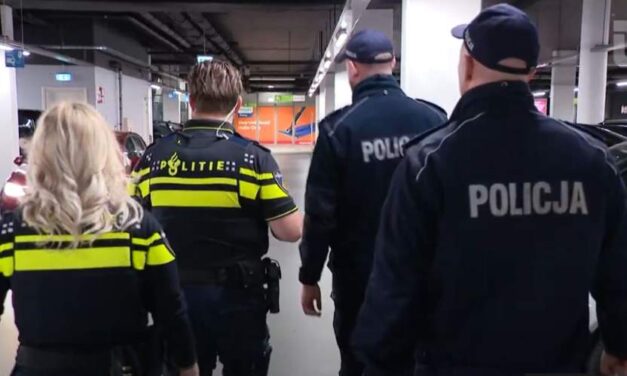 {Video} Poolse agenten een jaar lang in Venlo tegen overlast daklozen | L1 Nieuws