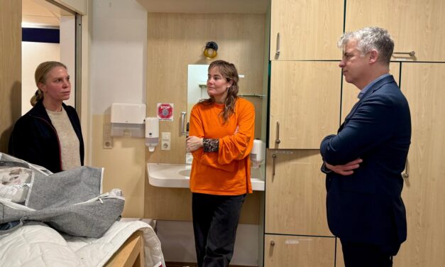 “Mijn leven staat stil” — jonge vrouwen in de opvang wachten gemiddeld 2 jaar op een eigen plek